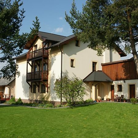 Guest House Boba Strba Bagian luar foto